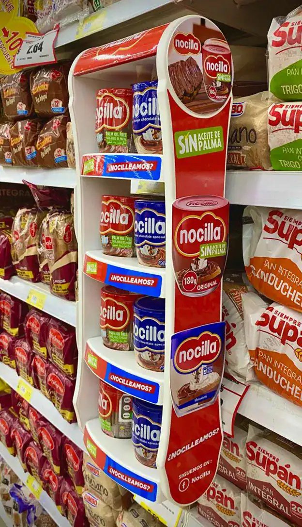 ganchera-exhibidora-productos-quito Ganchera exhibidora vertical fabricada para productos en supermercados y puntos de venta